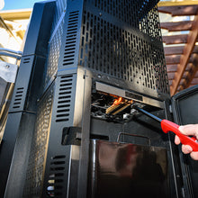 Load image into Gallery viewer, Masterbuilt® Gravity Series 1050 Grill & Smoker